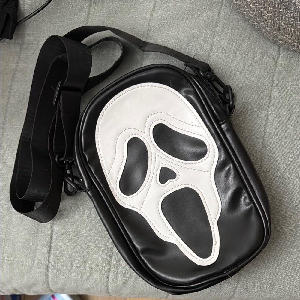 NWOT ghostface crossbody Bag